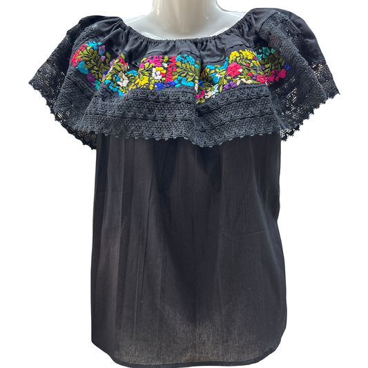 🌸 Embroidered Mexican Blouse – Off-Shoulder Elegant Style